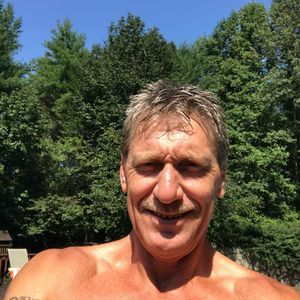 Meet your Posher, Gregory